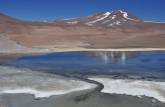 A belíssima Laguna Santa Rosa, no Parque Nacional Nevado Tres Cruces, região do Paso San Francisco, próximo à Copiapo, no Chile